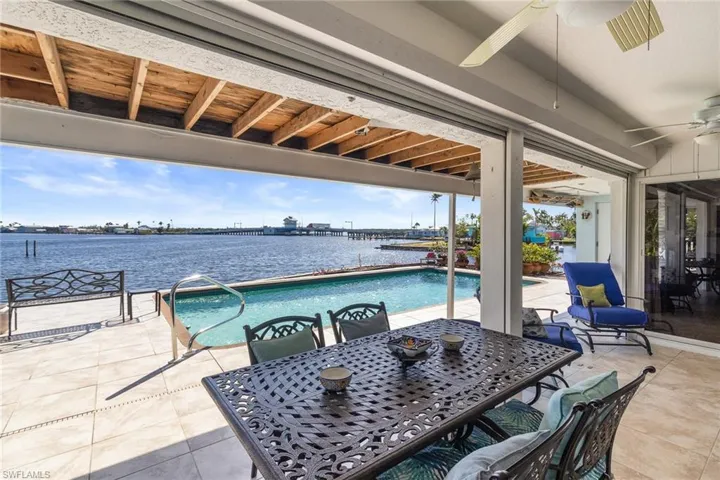 Open Lanai