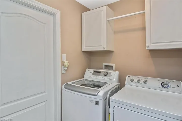 Spacious Laundry room