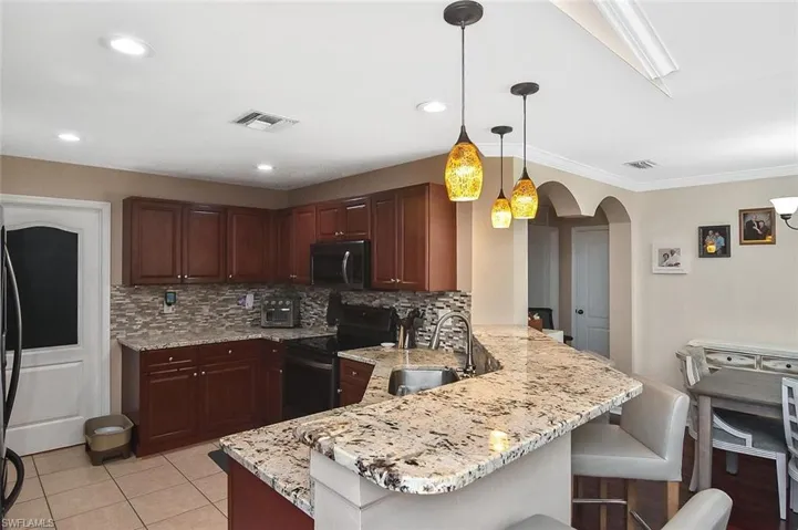 Open Kitchen