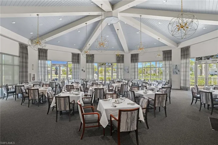 Amenity Center restaurant with indoor and outdoor seating