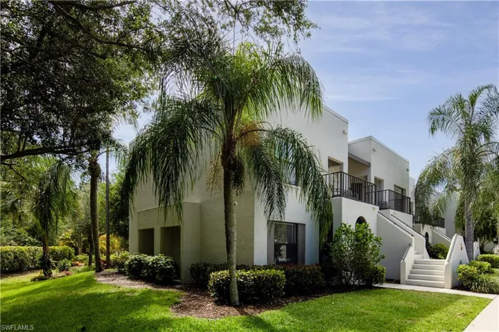 3323 Olympic Dr 711, Naples, Florida 34105