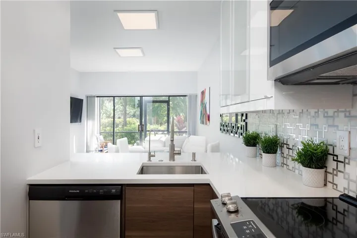 3323 Olympic Dr 711, Naples, Florida 34105