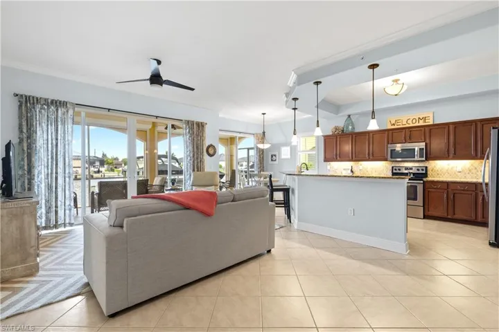 198 Shadroe Cove Cir 502, Cape Coral, Florida 33991