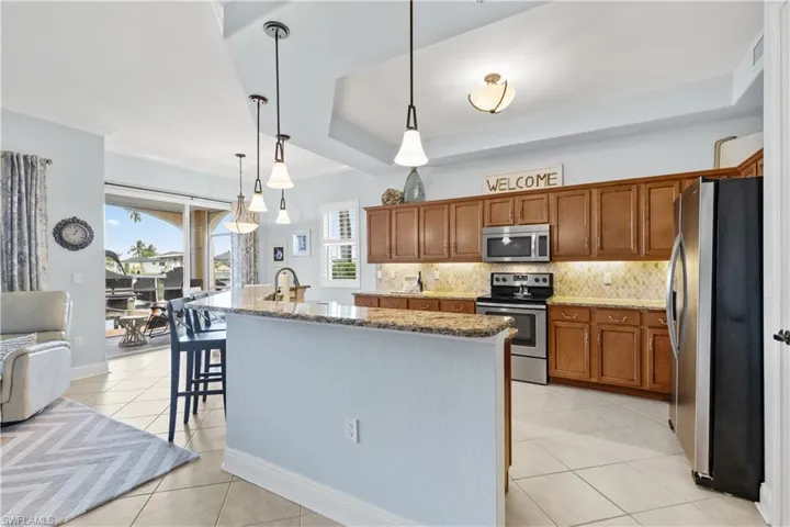198 Shadroe Cove Cir 502, Cape Coral, Florida 33991