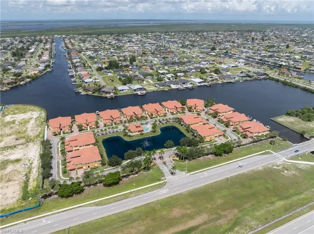 198 Shadroe Cove Cir 502, Cape Coral, Florida 33991