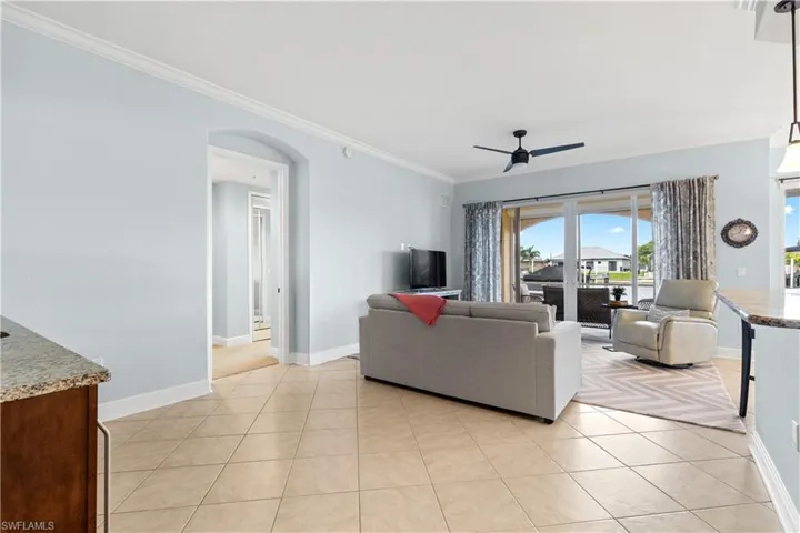 198 Shadroe Cove Cir 502, Cape Coral, Florida 33991