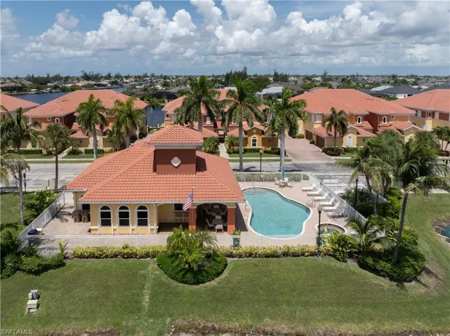 198 Shadroe Cove Cir 502, Cape Coral, Florida 33991