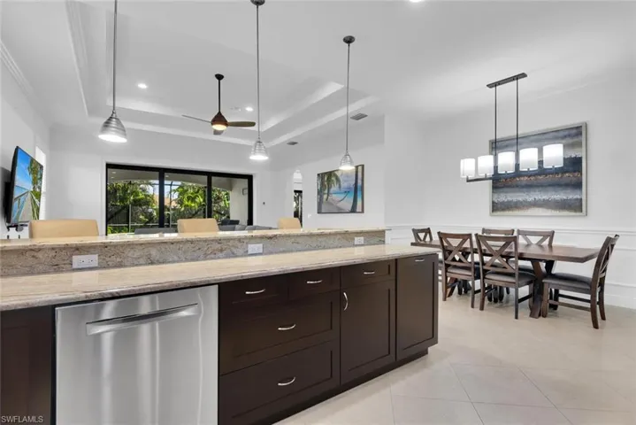 707  104th N AVE, Naples, FL 34108