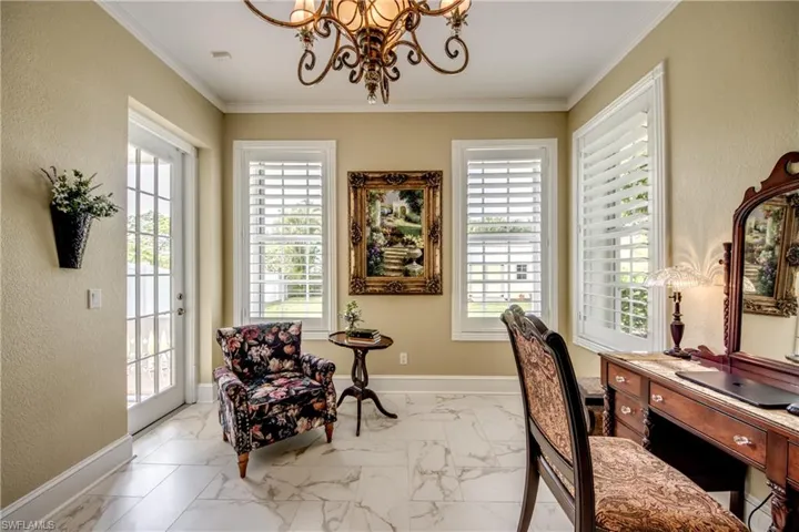 Sitting Room or Dining Room