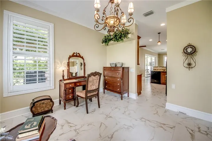 Sitting Room or Dining Room