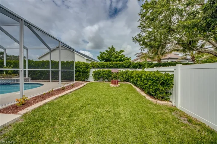 Side Yard w/Well