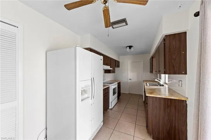 7503 Sanibel Blvd, Fort Myers, Florida 33967