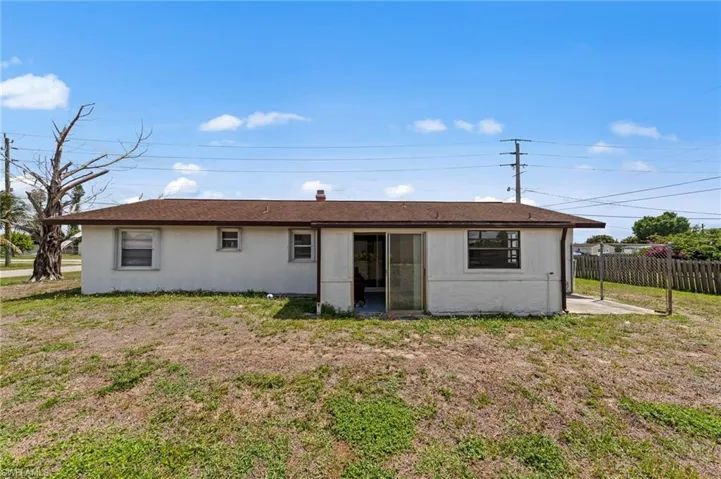 7503 Sanibel Blvd, Fort Myers, Florida 33967