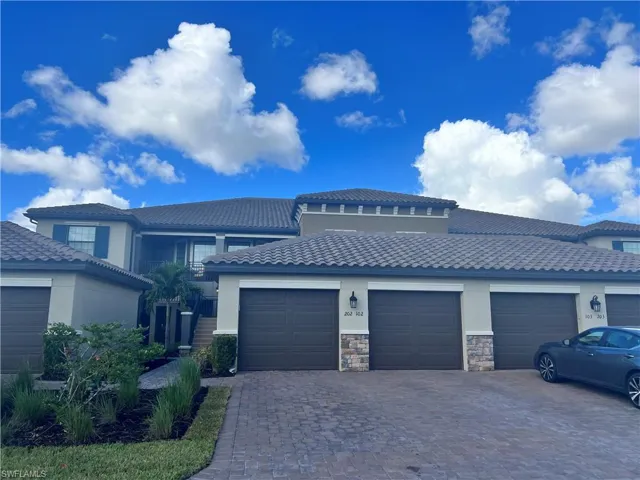 9393  Pocida  CT, Naples, FL 34119