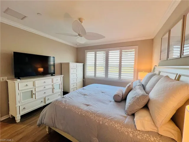 9393  Pocida  CT, Naples, FL 34119