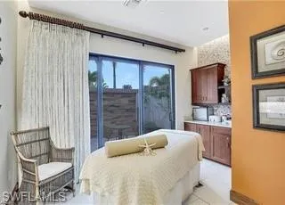 9393  Pocida  CT, Naples, FL 34119