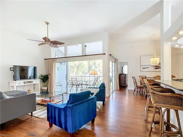 2860 Citrus Lake Dr R-202, Naples, Florida 34109