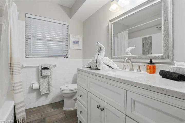 1432 Windsor Ct, Cape Coral, Florida 33904