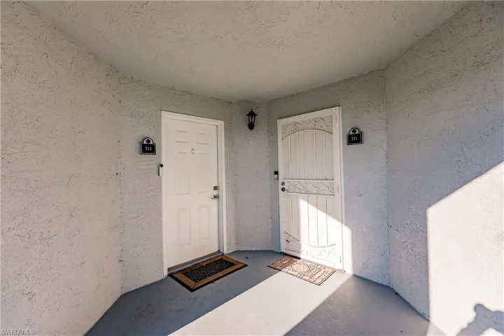 13535  Eagle Ridge  DR, Fort Myers, FL 33912