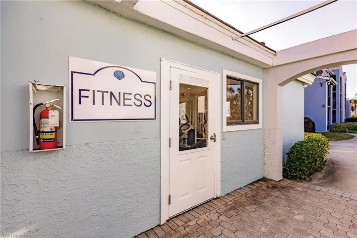 13535  Eagle Ridge  DR, Fort Myers, FL 33912