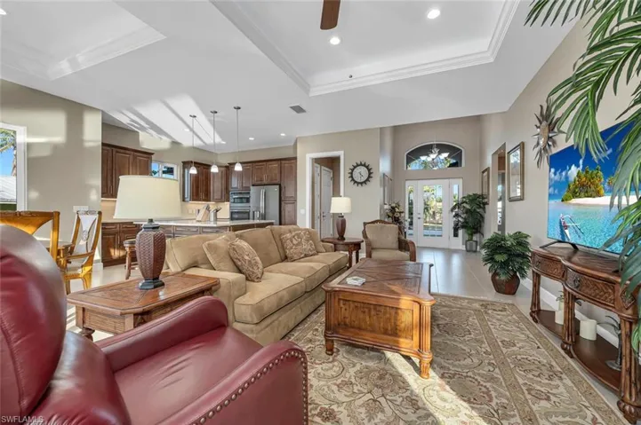3254 Lakeview Dr, Naples, Florida 34112