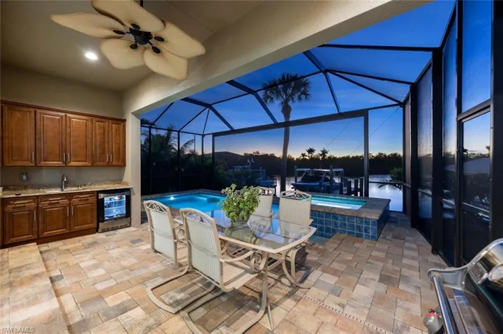 3254 Lakeview Dr, Naples, Florida 34112