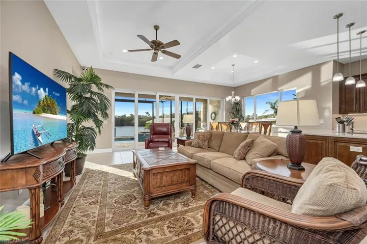 3254 Lakeview Dr, Naples, Florida 34112
