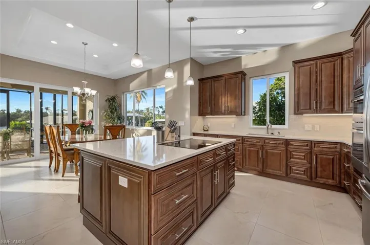 3254 Lakeview Dr, Naples, Florida 34112