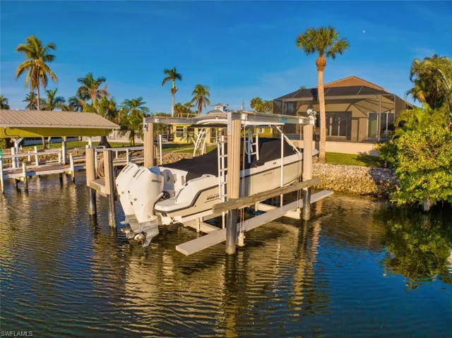 3254 Lakeview Dr, Naples, Florida 34112