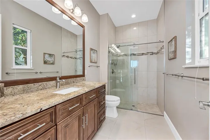 3254 Lakeview Dr, Naples, Florida 34112