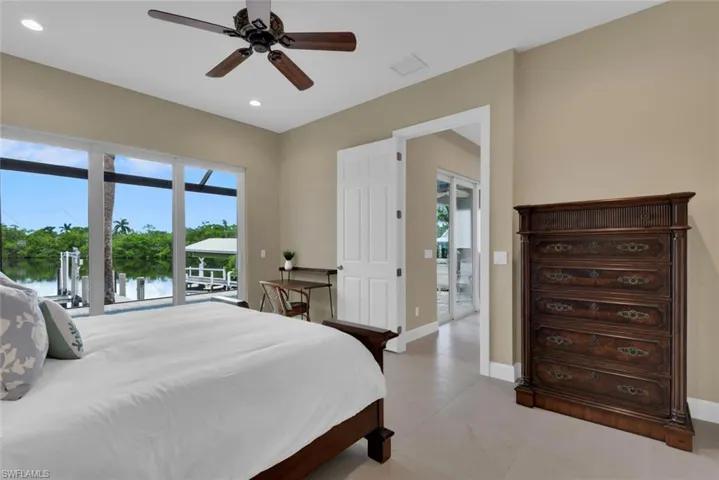 3254 Lakeview Dr, Naples, Florida 34112