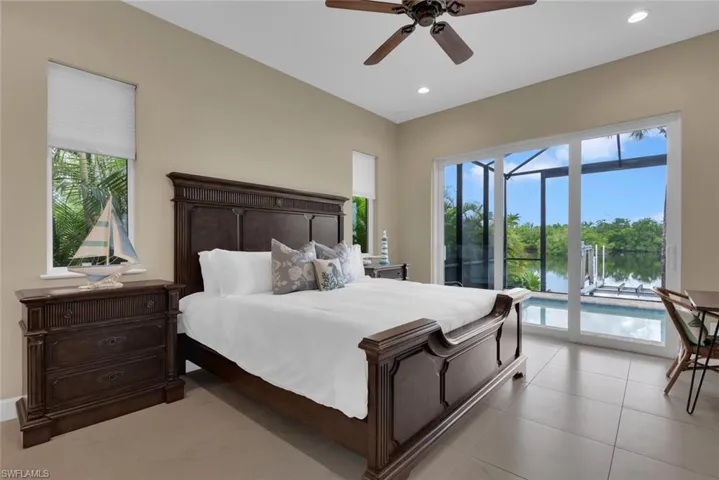 3254 Lakeview Dr, Naples, Florida 34112