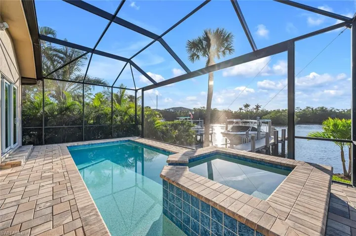 3254 Lakeview Dr, Naples, Florida 34112