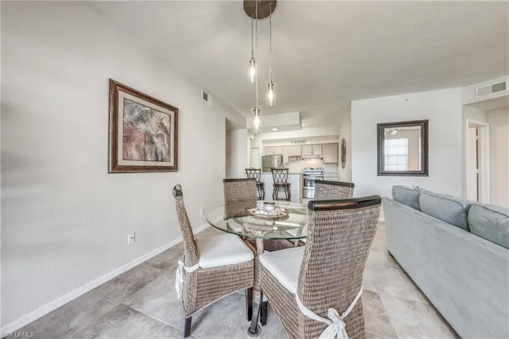 4700  Saint Croix  LN, Naples, FL 34109