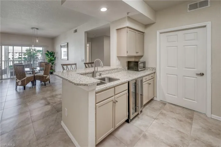 4700  Saint Croix  LN, Naples, FL 34109