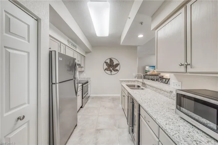 4700  Saint Croix  LN, Naples, FL 34109