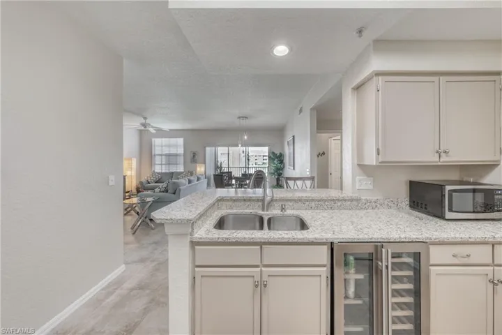 4700  Saint Croix  LN, Naples, FL 34109