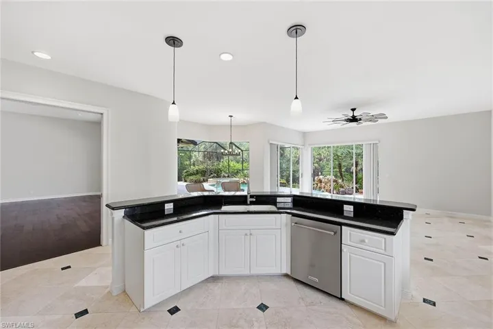 25820 Creekbend Dr, Bonita Springs, Florida 34135