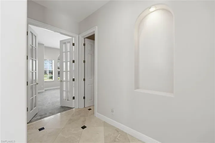 25820 Creekbend Dr, Bonita Springs, Florida 34135