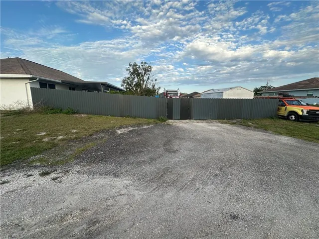 4309  20th SW ST, Lehigh Acres, FL 33976