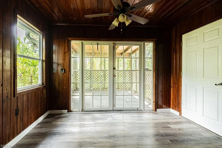 1556  Barcelona  AVE, Fort Myers, FL 33901