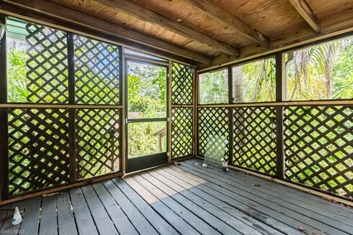1556  Barcelona  AVE, Fort Myers, FL 33901