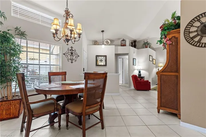 1057  Silverstrand  DR, Naples, FL 34110