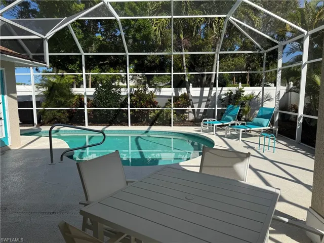 1057  Silverstrand  DR, Naples, FL 34110