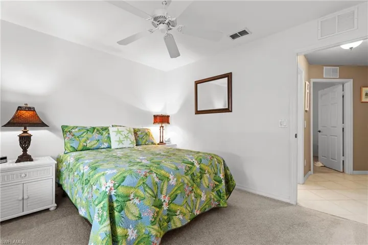 1057  Silverstrand  DR, Naples, FL 34110