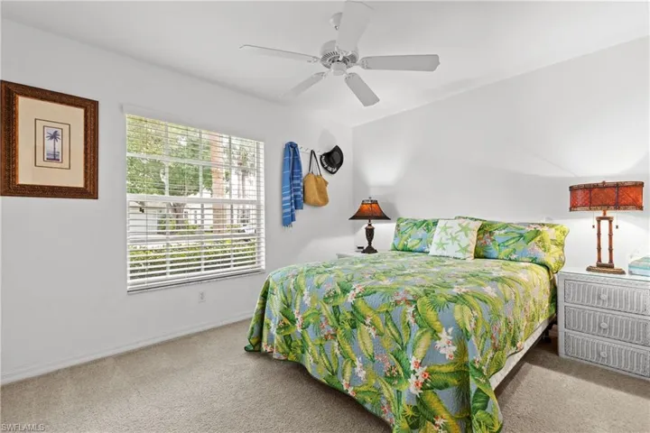 1057  Silverstrand  DR, Naples, FL 34110