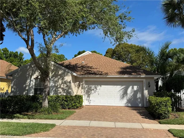 1057  Silverstrand  DR, Naples, FL 34110