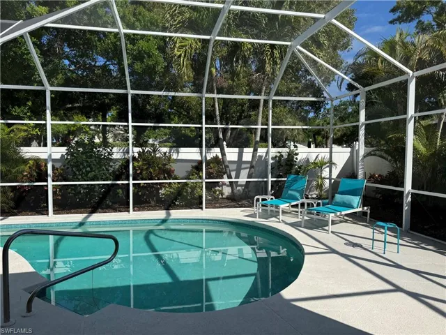 1057  Silverstrand  DR, Naples, FL 34110