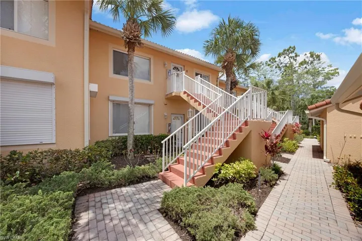 1670  Windy Pines  DR, Naples, FL 34112