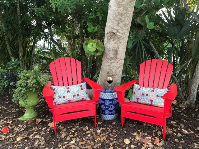 1257  11th N ST, Naples, FL 34102